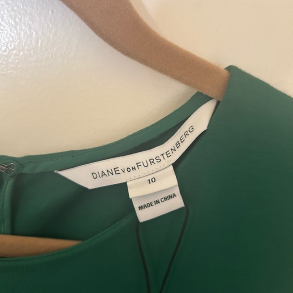 Diane Von Furstenburg Evita Dress Green New with Tags - Picture 2 of 3